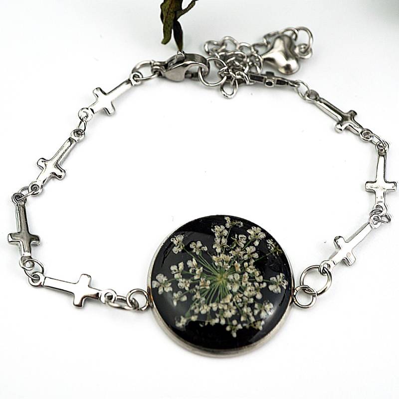 Queen Anne's Lace Resin Armbänder, Blumenarmband, Mehrere Farben Queen Anne's Lace Resin Armbänder, Blumenarmband, Mehrere Farben von PrettyPickle