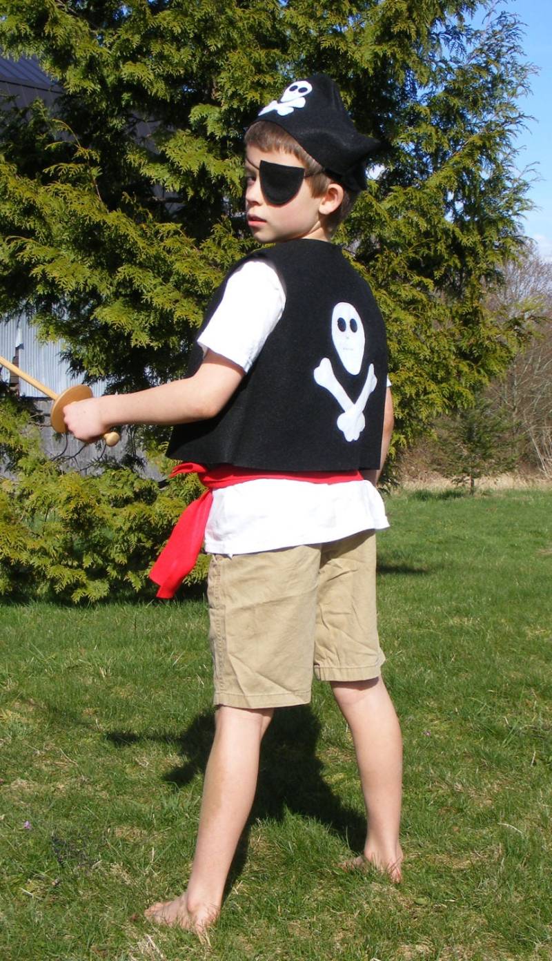 Kinder Piraten Kostüm Anzieh Geburtstag Halloween 4 Teiliges Filzkostüm-Handmade von PrettyPrettyApronCo
