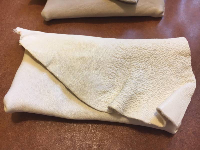 Kartenetui Aus Lamm Leder in Creme/Grau/Pink von PrettyhawkeDesign