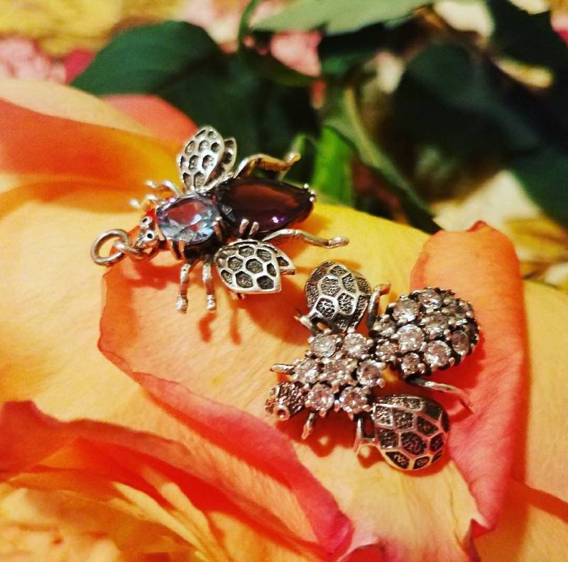 Wunderschöne Sterling Silber Bienen Brosche/Anhänger Swavarski Amethyst Und Aquamarin Insekten von PricelessTreasures01