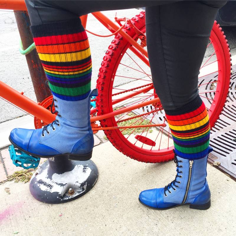 Erwachsene Schwarze Kniehohe Schlauchsocken | Regenbogen Socken Für Pride Erwachsene Schwarze Kniehohe Schlauchsocken | Regenbogen Socken Für Pride von PrideSocks