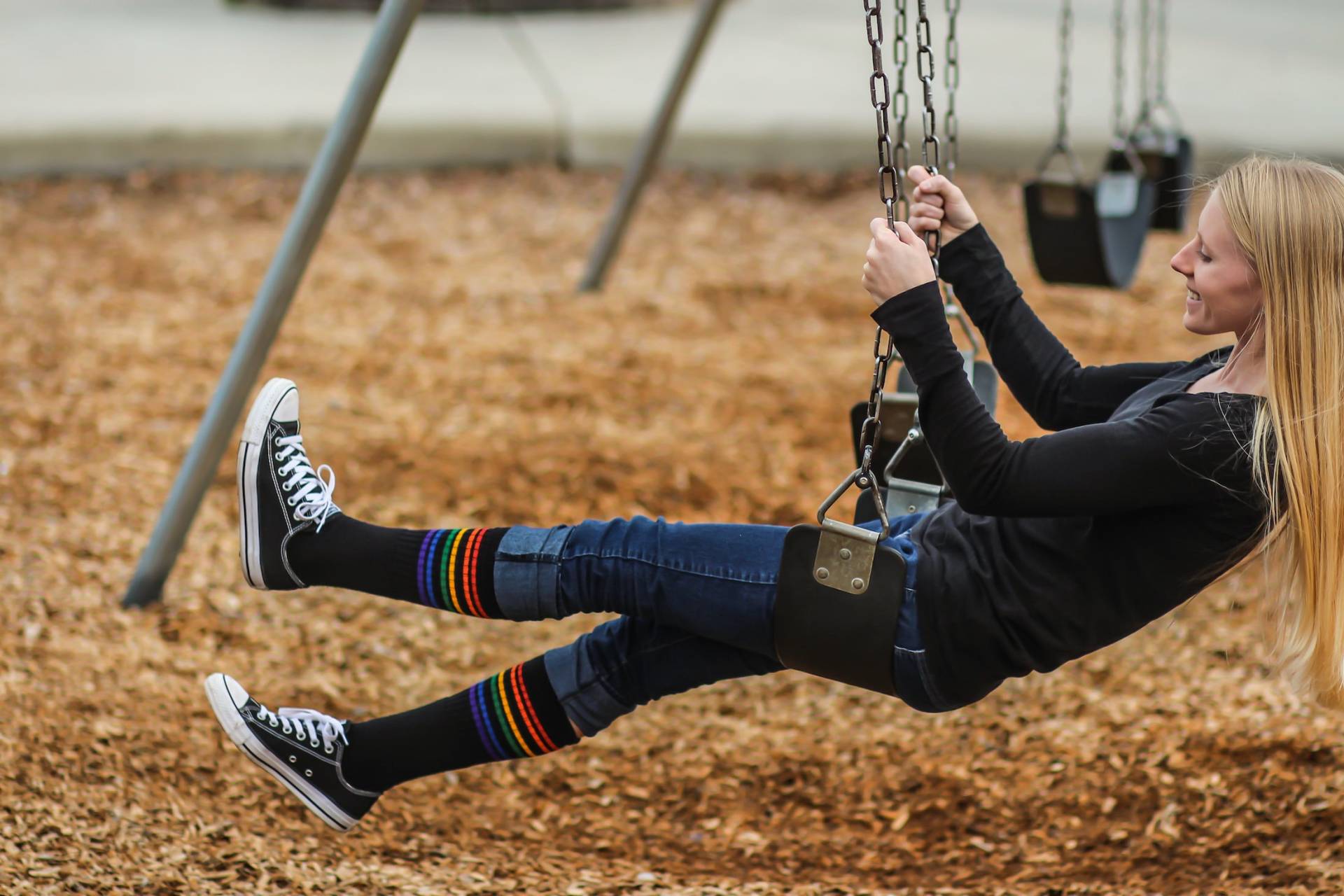 Schwarze Unterkniesocken Für Erwachsene Und Jugendliche | Regenbogen Gestreifte Tube Socken Pride Schwarze Unterkniesocken Für Erwachsene Und Jugendliche | Regenbogen Gestreifte Tube Socken Pride von PrideSocks
