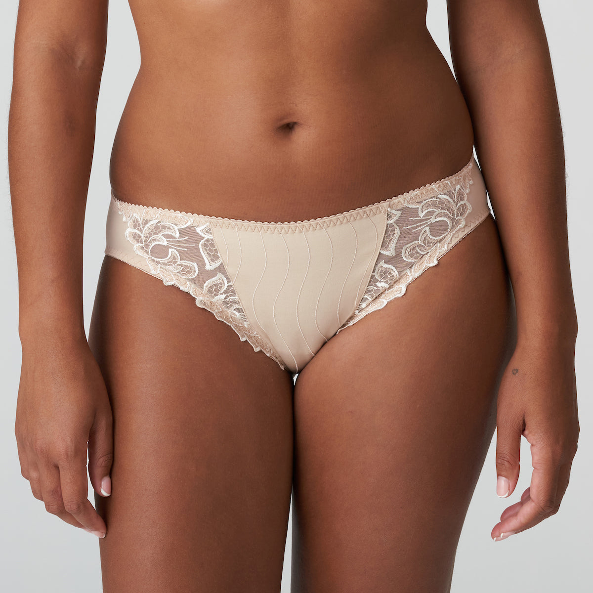 PrimaDonna Deauville Tai Slip, Farbe: Beige, Größe: 38, Damen PrimaDonna Deauville Tai Slip, Farbe: Beige, Größe: 38, Damen von Prima donna