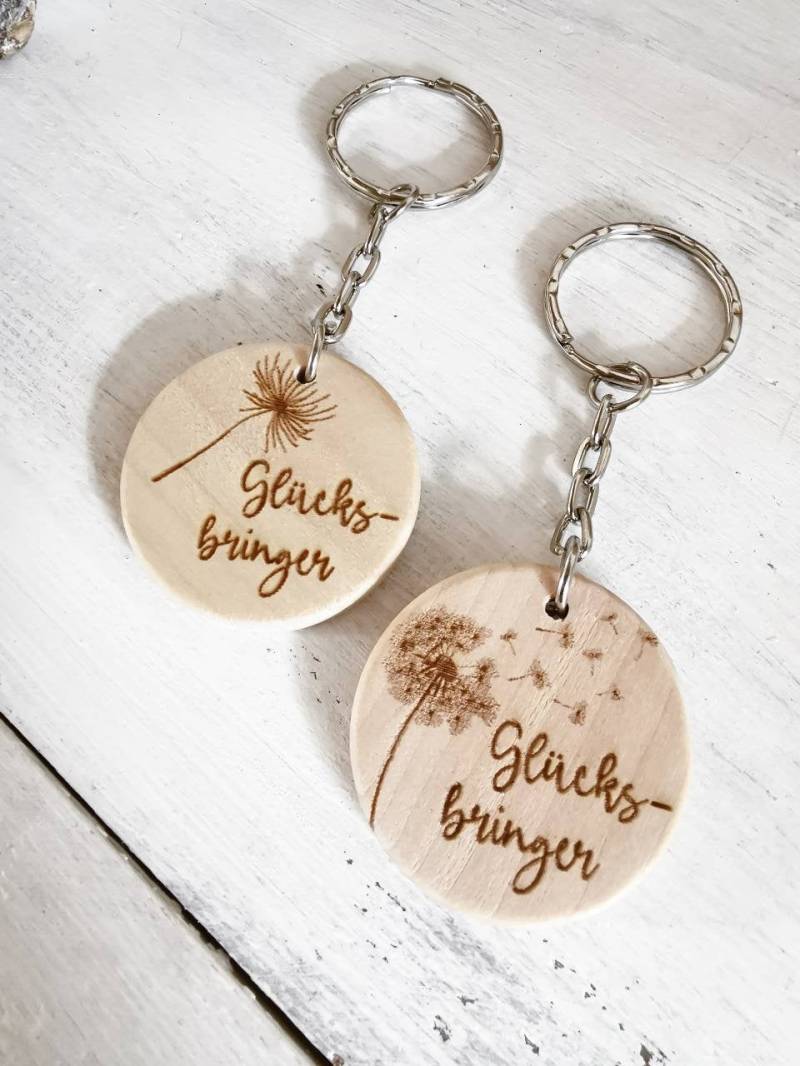 Schlüsselanhänger Aus Holz Beidseitig Graviert | Pusteblume Glücksbringer Personalisiert Anhänger von PrimalinaIShop