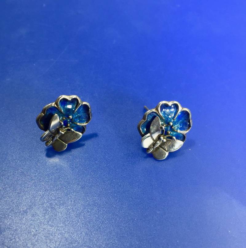 Vintage Silber Blau Schmetterling Stiefmütterchen Ohrstecker, 90Er Jahre Grunge, Geschenk Für Teenager von PrimaveraTrading