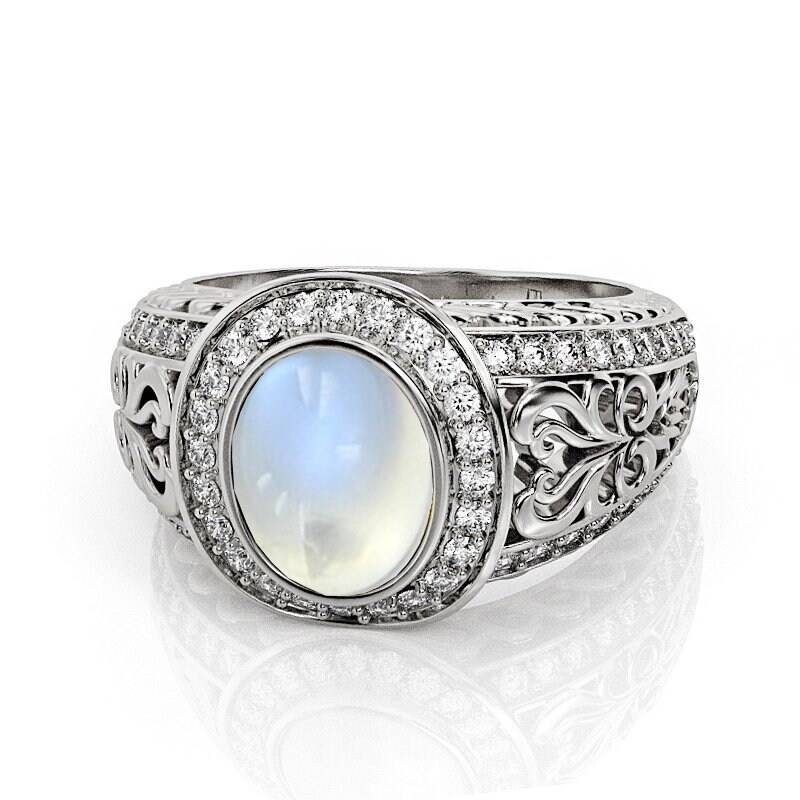 Handgemachter 14K Gold Mondstein Halo Ring Mit Moissanite von PrimeElement