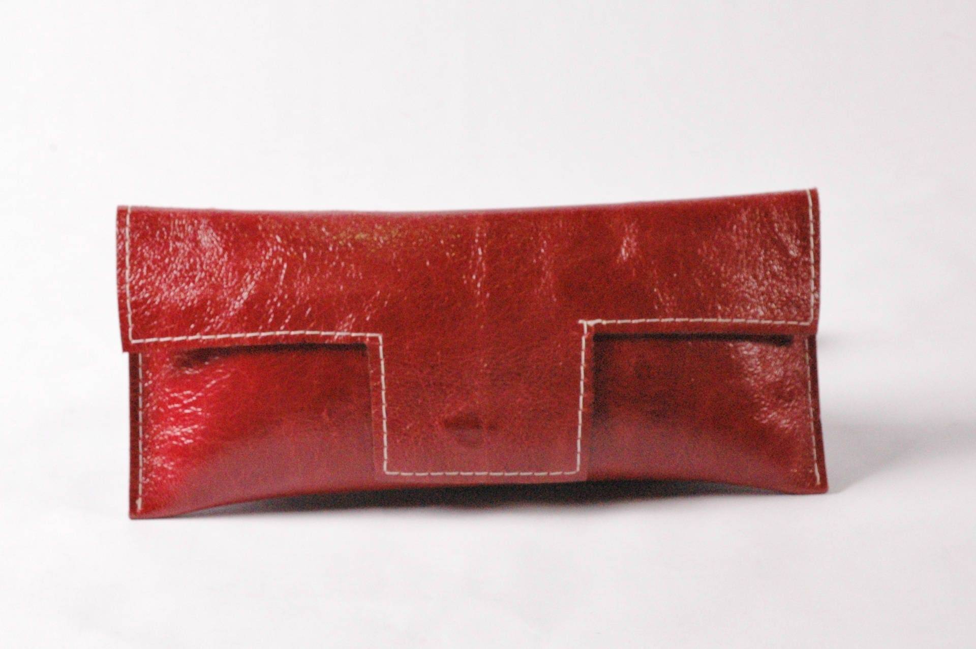 Philomela/Rote Leder Clutch Handtasche Philomela/Rote Leder Clutch Handtasche von PrimroseHandbags