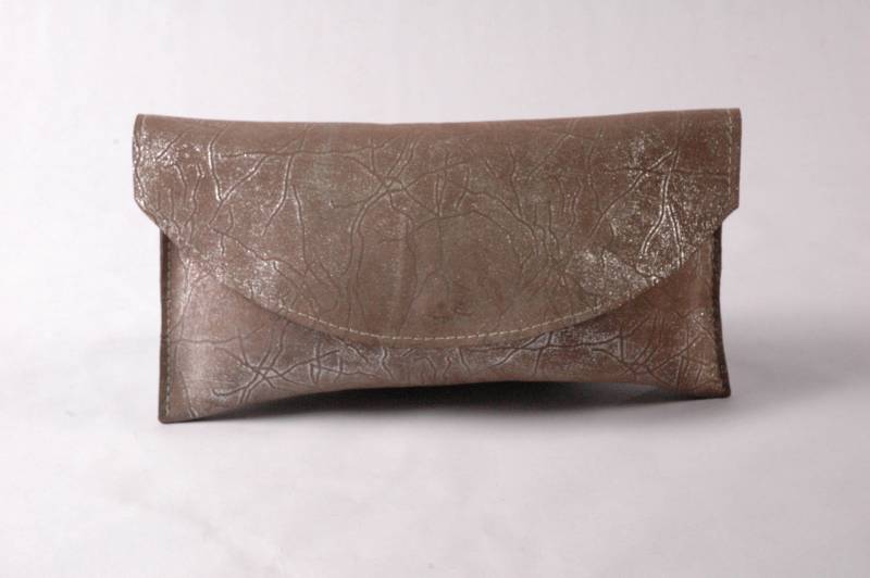 Soul/Beige Und Silber Clutch Handtasche Soul/Beige Und Silber Clutch Handtasche von PrimroseHandbags
