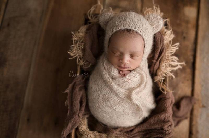 Luxus Gebürsteter Seide Alpaka Neugeborenen Teddy Bär Mütze Und Passende Wrap Neugeborene Foto Requisite Junge Mädchen Stricken Prop von PrincesaAnastasia