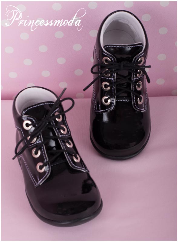 2001/12 Schwarzer Lackschuh - Sehr edel! von Princess Moda