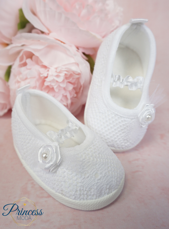 Baby Ballerinas in weiss aus edler Spitze von Princess Moda