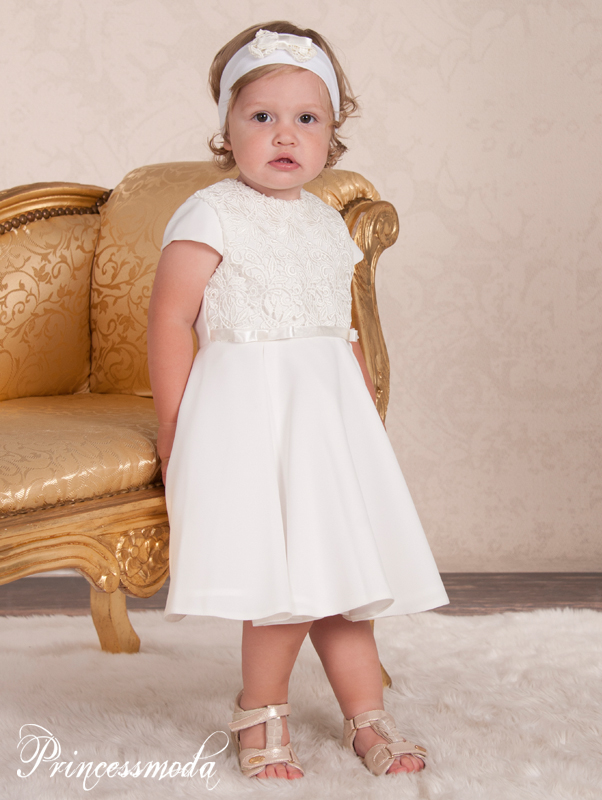 Meghan - Kostbares Sommerkleid in Chapagner inkl. Stirnband von Princess Moda