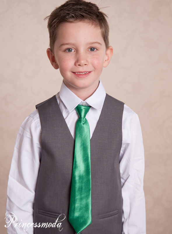 Moderne Kinderkrawatte in saftigen Grün von Princess Moda