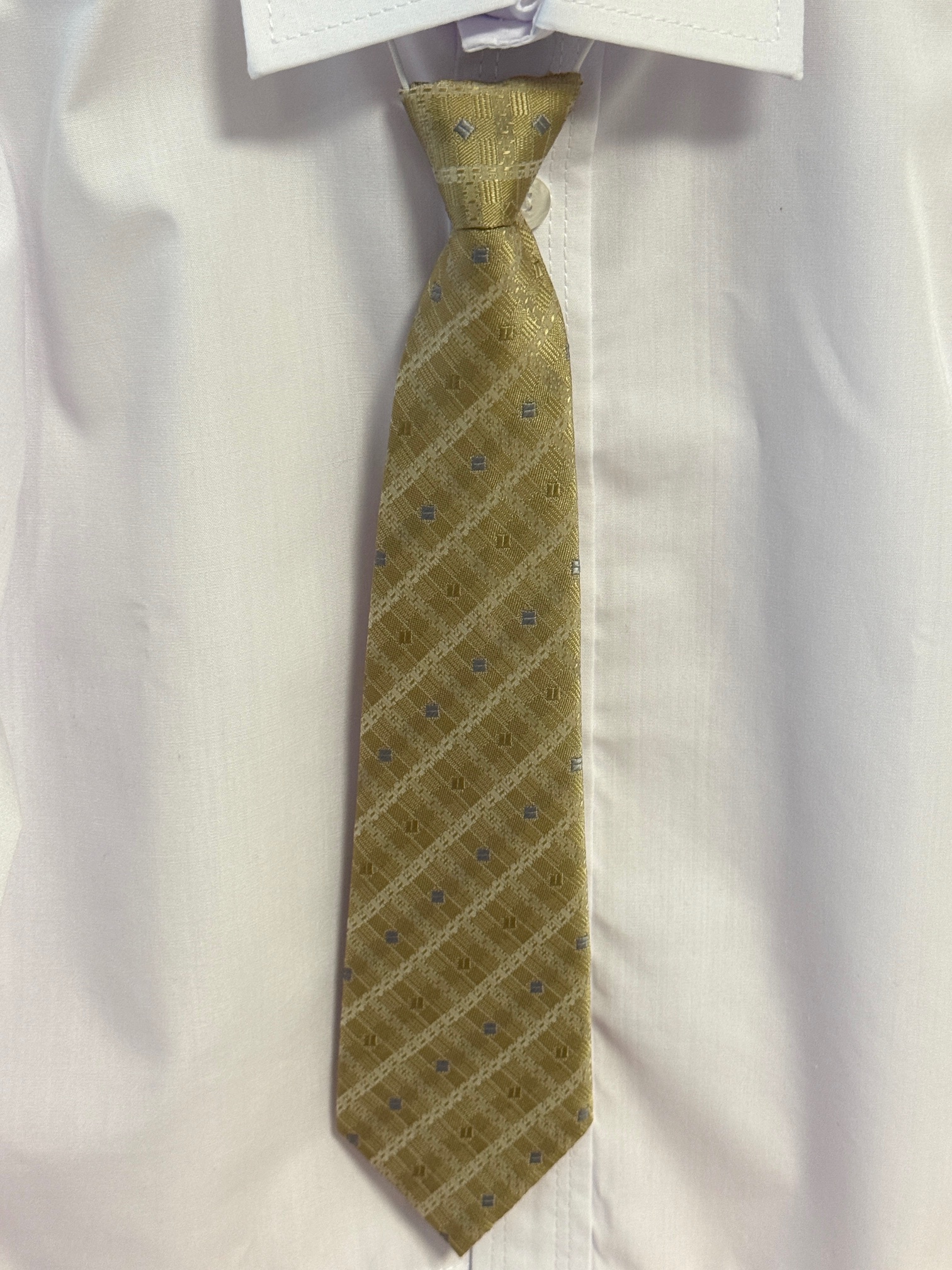 Schöne Jungen Krawatte in Grüntönen von Princess Moda