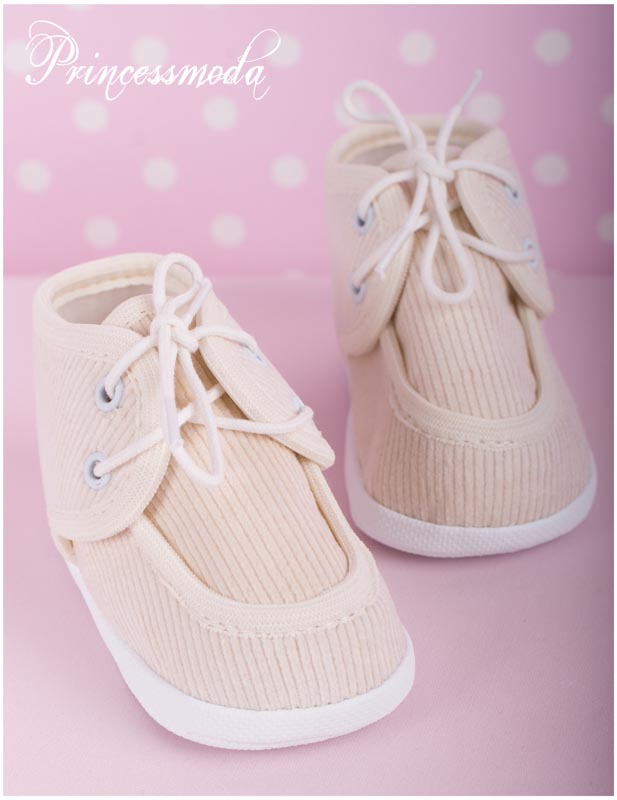 Süße Baby-Schuhe aus weichem Cord von Princess Moda