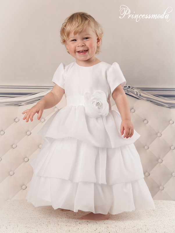 Taufkleid Doreen - Entzückend in Weiß von Princess Moda