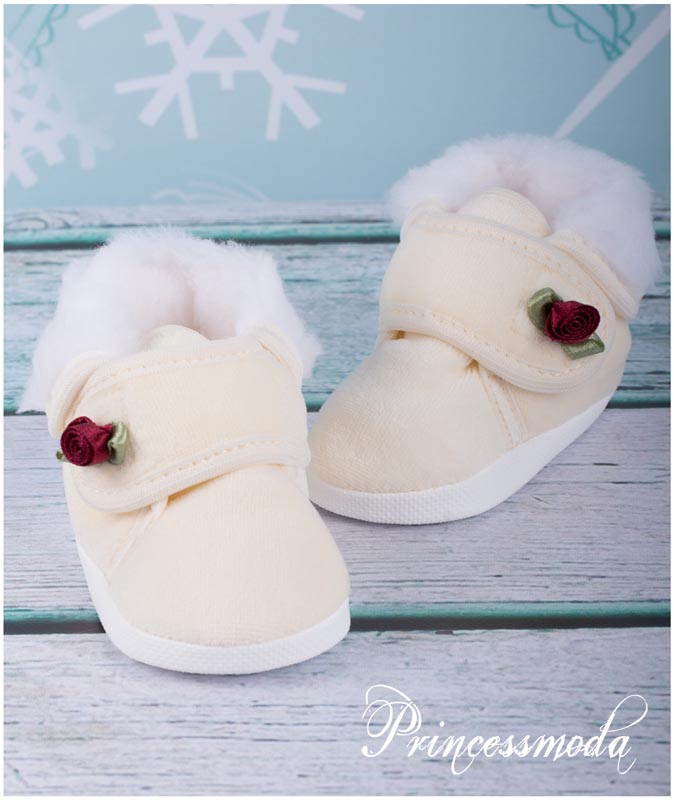 Warme, kuschelige Wintertaufschuhe von Princess Moda
