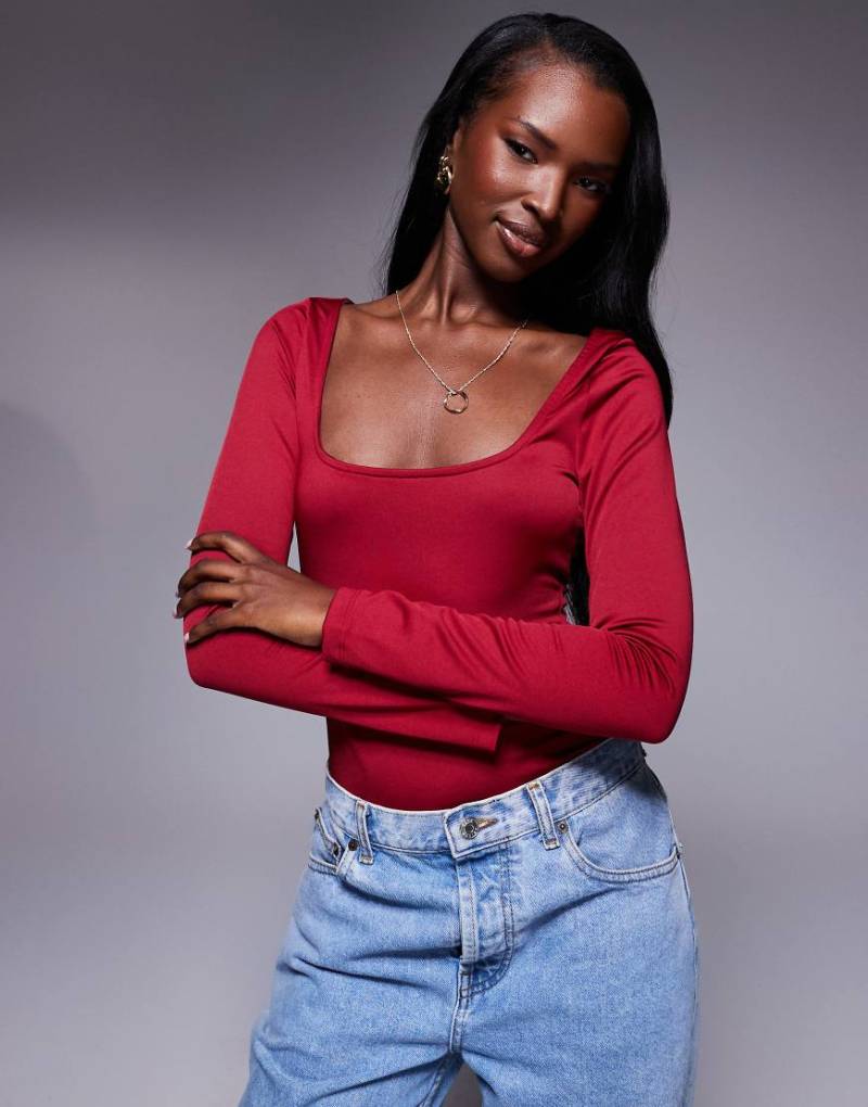 Princess Polly - Ellery - Langärmliger Body in Rot mit U-Ausschnitt von Princess Polly