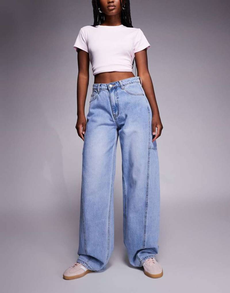 Princess Polly - Esperance - Barrel-Leg-Jeans in blauer Vintage-Waschung mit Ziernähten von Princess Polly