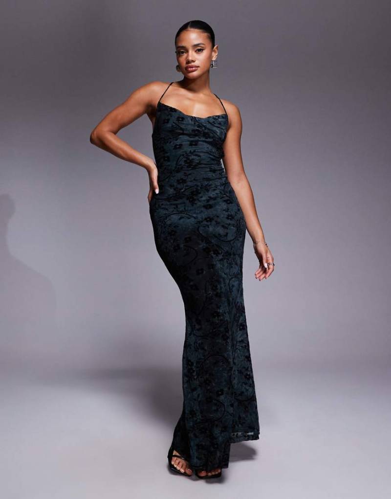 Princess Polly - Giorgiana - Camisole-Maxikleid aus Netzstoff in Grün mit schwarzem Blumenmuster und Wasserfallausschnitt von Princess Polly