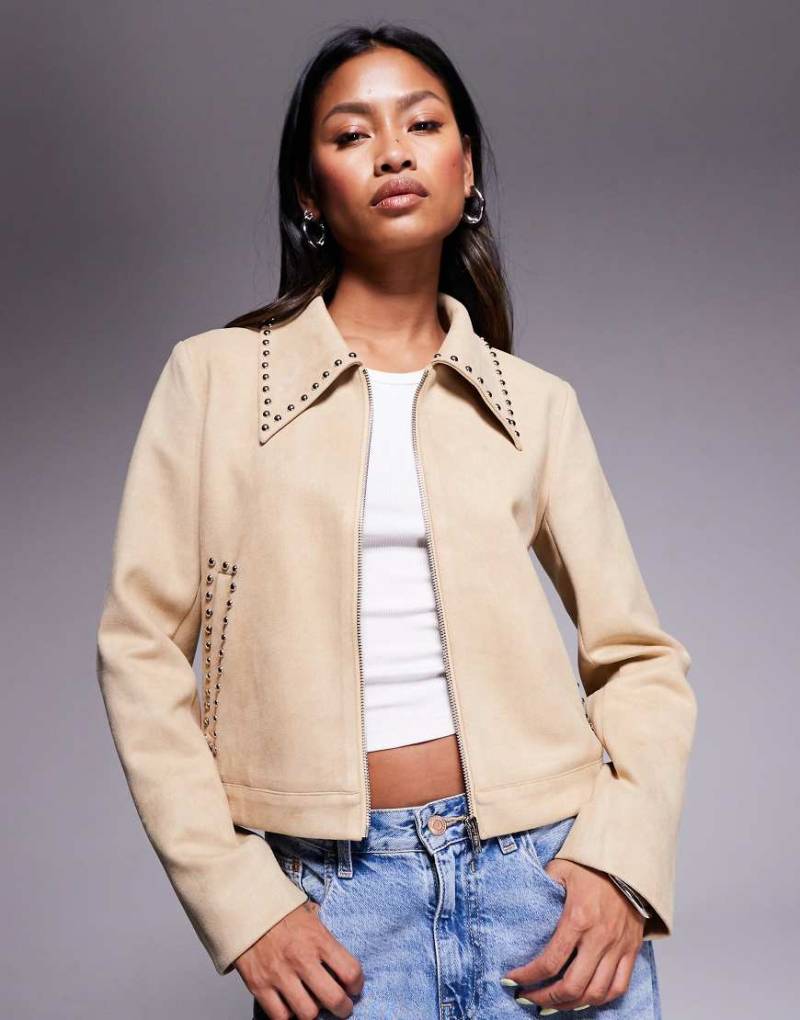 Princess Polly - Hurleigh - Jacke aus Wildlederimitat in Camel mit Kragen und Nietenbesatz-Brown von Princess Polly