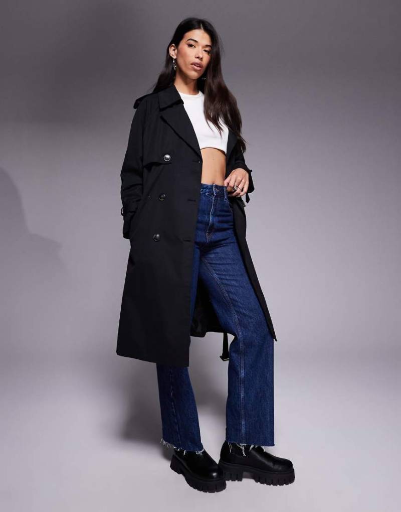 Princess Polly - Westwind - Zweireihiger Midi-Trenchcoat in Schwarz mit Gürtel von Princess Polly