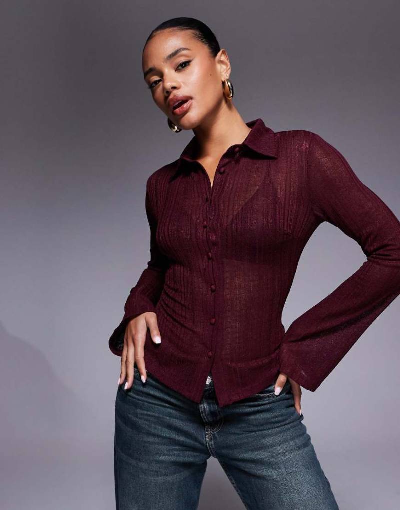 Princess Polly - When You Sleep - Leicht transparentes Hemd aus Strick in Burgunderrot mit ausgestellten Ärmeln von Princess Polly