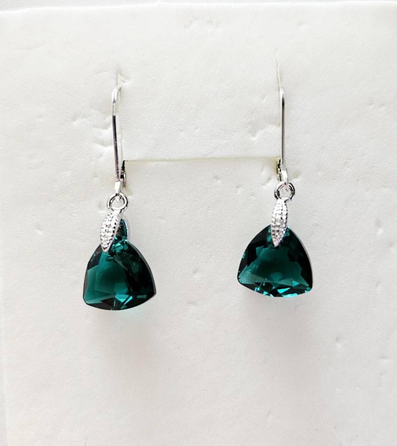 925 Sterling Silber-Kristall Von Swarovski 10, 5 Mm Trilliant Cut Smaragd Ohrstecker. Brautjungfer Ohrringe von PrincessJewelryHouse