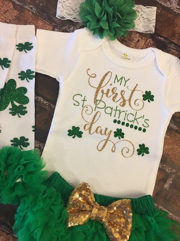 Baby Mädchen St Patrick's Day Outfit Glitzer-Body, Bloomer-Set von PrincessKeepsakes