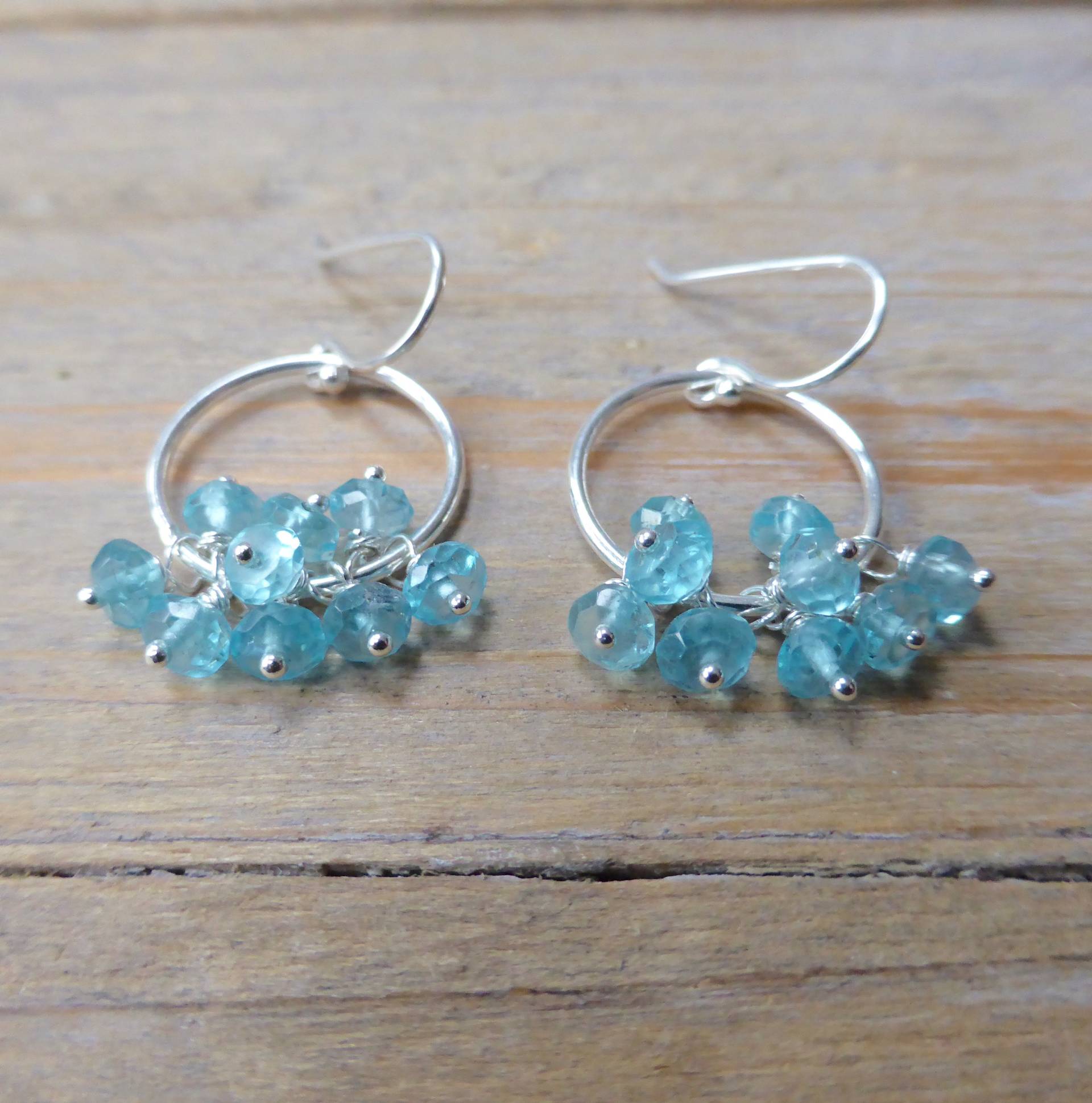 Blau Apatit Silber Fransen Kreis Ohrringe Blau Apatit Silber Fransen Kreis Ohrringe von PrincessgearJewelry