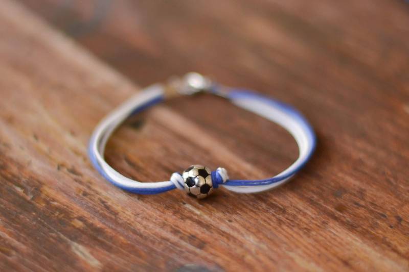 Fußball Schmuck Armband Für Männer Sport Mannschaft Herren Perle Schwarz Weiß Ball Rot Und Blau String Barcelona Geschenk Ihn von Principles