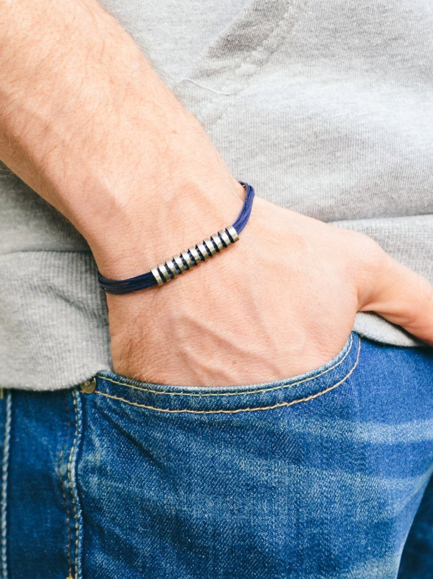 Herren Kordel Armband Versilberte Perle, Edelstahl Verschluss Herren Kordel Armband Versilberte Perle, Edelstahl Verschluss von Principles