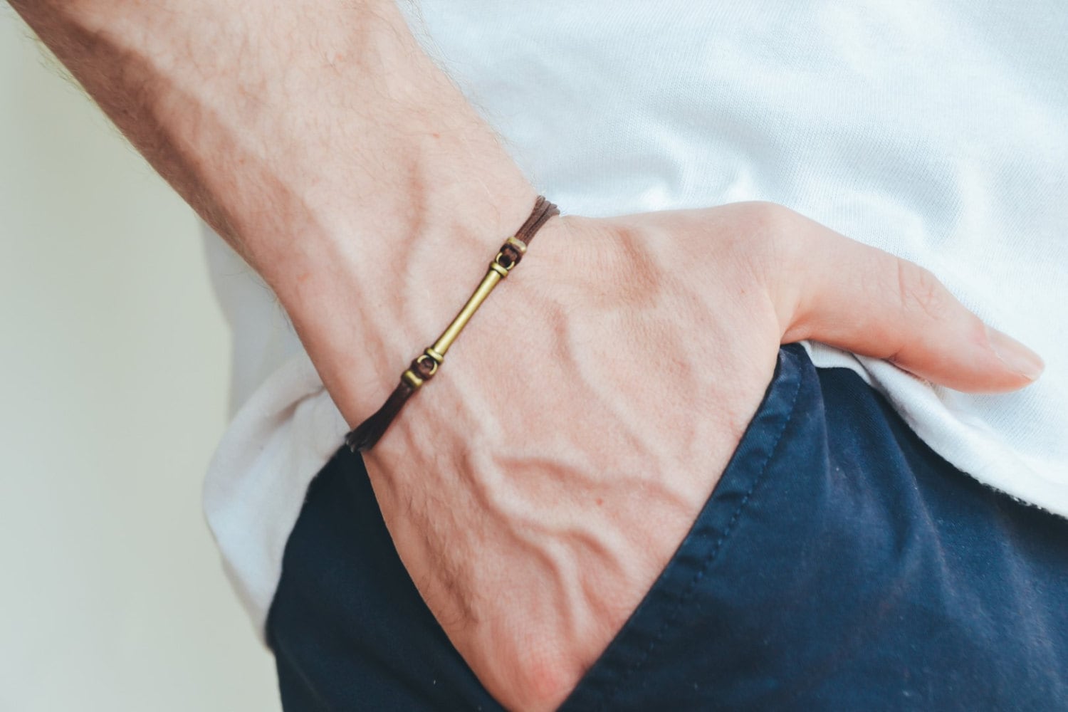 Männer Armband, Braunes Kordelarmband Für Mit Langer Bronze Stab, Braune Kordel, Armband Männer, Geschenk Ihn, Herrenschmuck von Principles