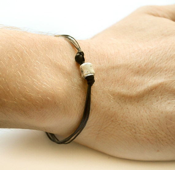 Schwarzes Kordelarmband, Herrenarmband Mit Einem Versilberten Schlauchanhänger Und Einer Schwarzen Kordel, Armband Für Männer, Geschenk Ihn von Principles