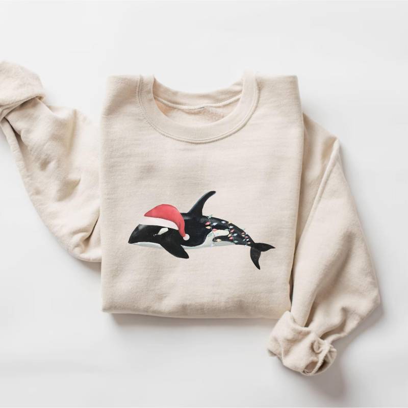 Orca Weihnachten Sweatshirt, Meereskreatur Pullover, Ozean Geschenk, Wal Liebhaber Shirt, Schwertwal T-Shirt von PrintBoutique4U