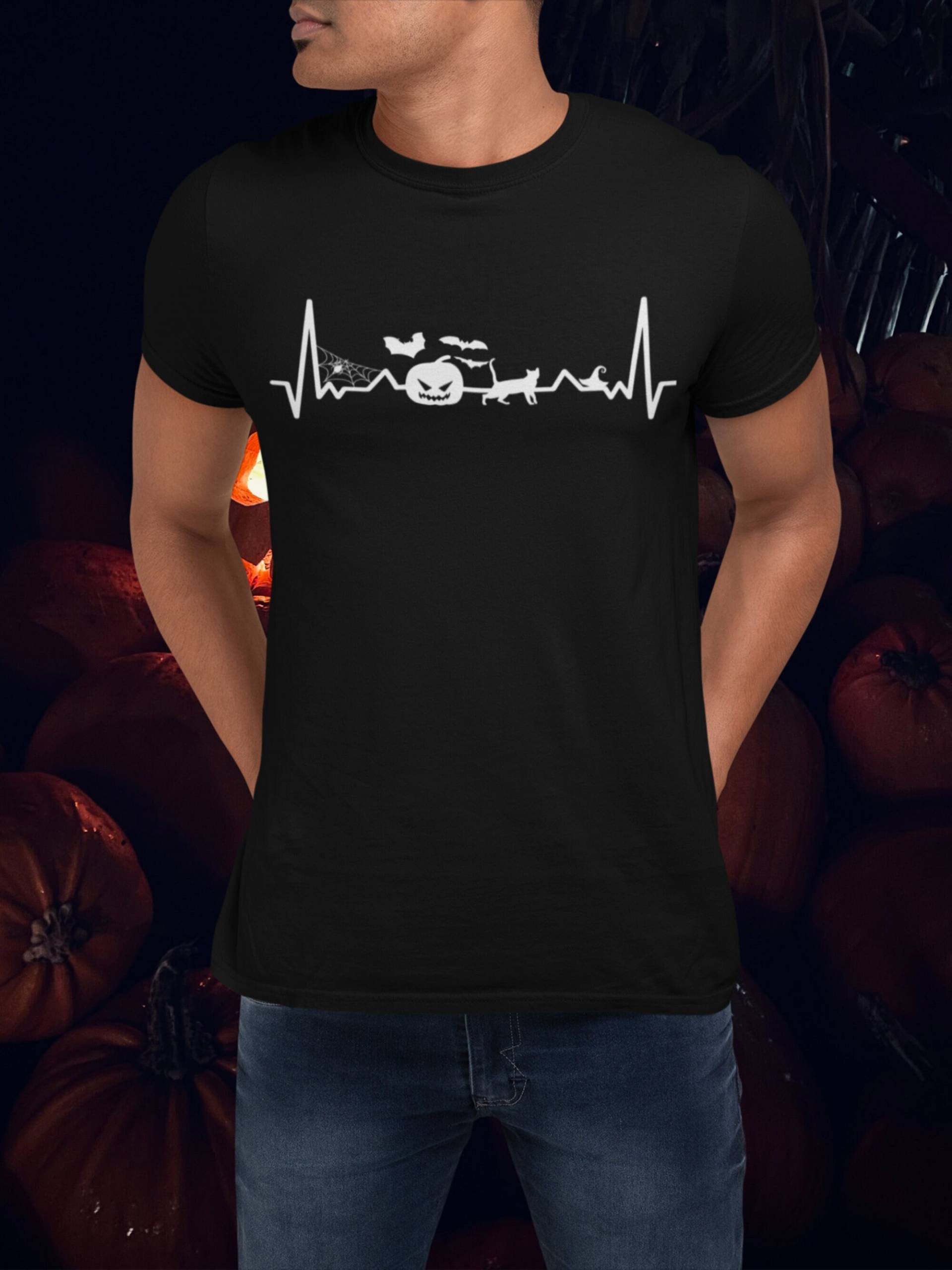 Herren T-Shirt Mit Kürbis Herzschlag Motiv | Halloween Party Shirt Geschenk Für Männer von PrintLag
