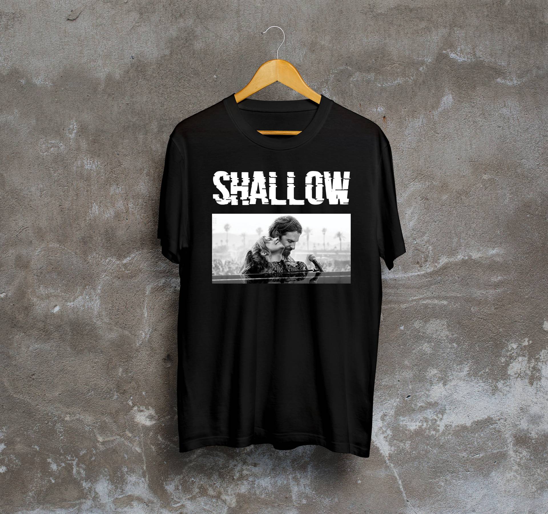 Lady Gaga & Bradley Cooper T-Shirt "Shallow' A Star Is Born Movie Lady Gaga & Bradley Cooper T-Shirt "Shallow' A Star Is Born Movie von PrintOnPoint