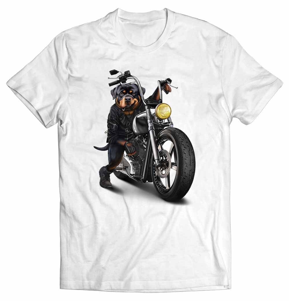 Rottweiler Hund Fährt Ein Chopper Motorrad von PrintStarTee