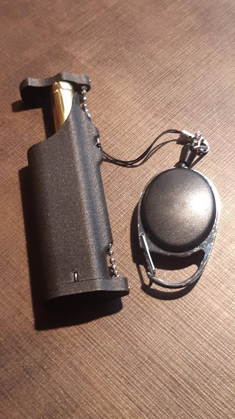 Dynaquiver Etui Für Dynavap M7-Portable Kompaktes Mit Zwei Kammern Und Einem Selbstaufrollenden 60 cm Langen Kabel. Du Wirst Deine Hülle Nie Dynaquiver Etui Für Dynavap M7-Portable Kompaktes Mit Zwei Kammern Und Einem Selbstaufrollenden 60 cm Langen Kabel. Du Wirst Deine Hülle Nie von PrintStuff3D