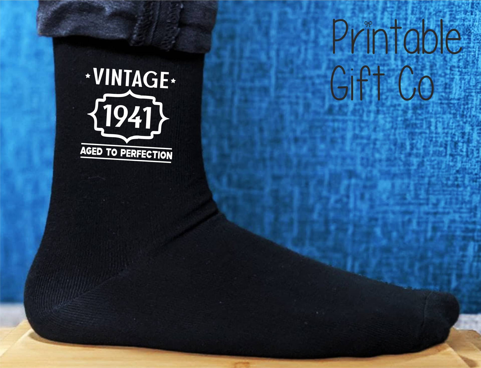 80. Geburtstagsgeschenk - Vintage 1941 Im Alter Von Bis Zur Perfektion Gedruckt Herren Und Damen Neuheit Socken -40./50./60. Alle Jahre Verfügbar von PrintableGiftCo