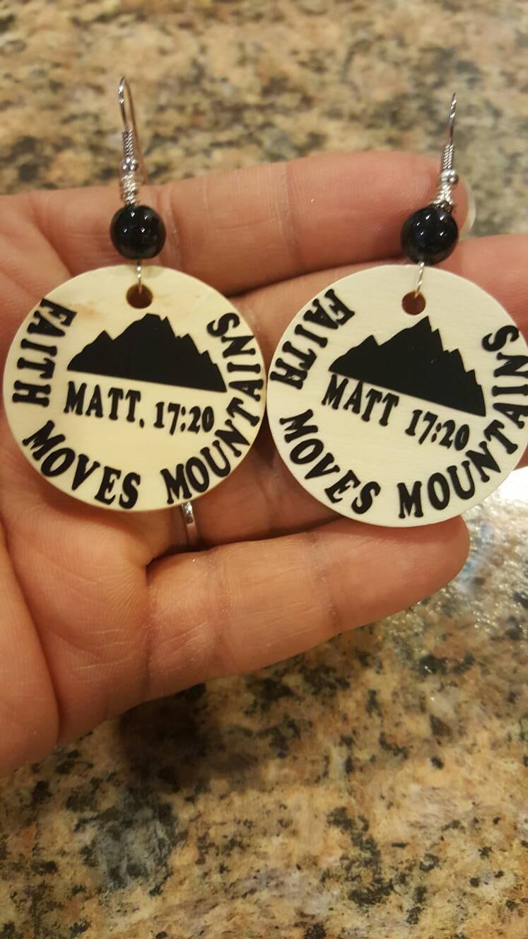 Christliche Holzohrringe Glaube Versetzt Berge, Bibel-Vers-Schmuck von PrintedBonnet
