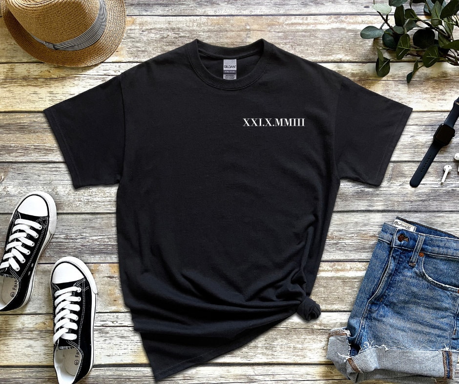Personalised Shirt Roman Numeral Gift For Him, Couple Hoodies Anniversary Christmas Boyfriend Hoodie, Mum Gifts von PrintedSuccess