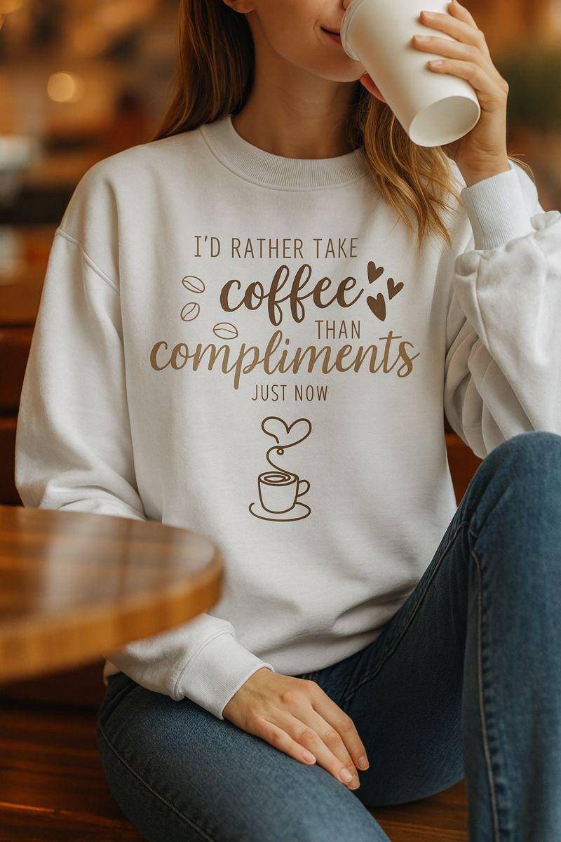 Pullover Mit Kaffeeliebe Spruch | Coffee Lover Geschenk Lustiger Sweater Kaffee Statt Komplimente Geschenkidee Frauen von PrintsessinShop