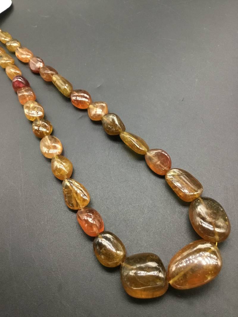 Multi Turmalin Glatte Tumble Edelstein Halskette von Prismaticgems