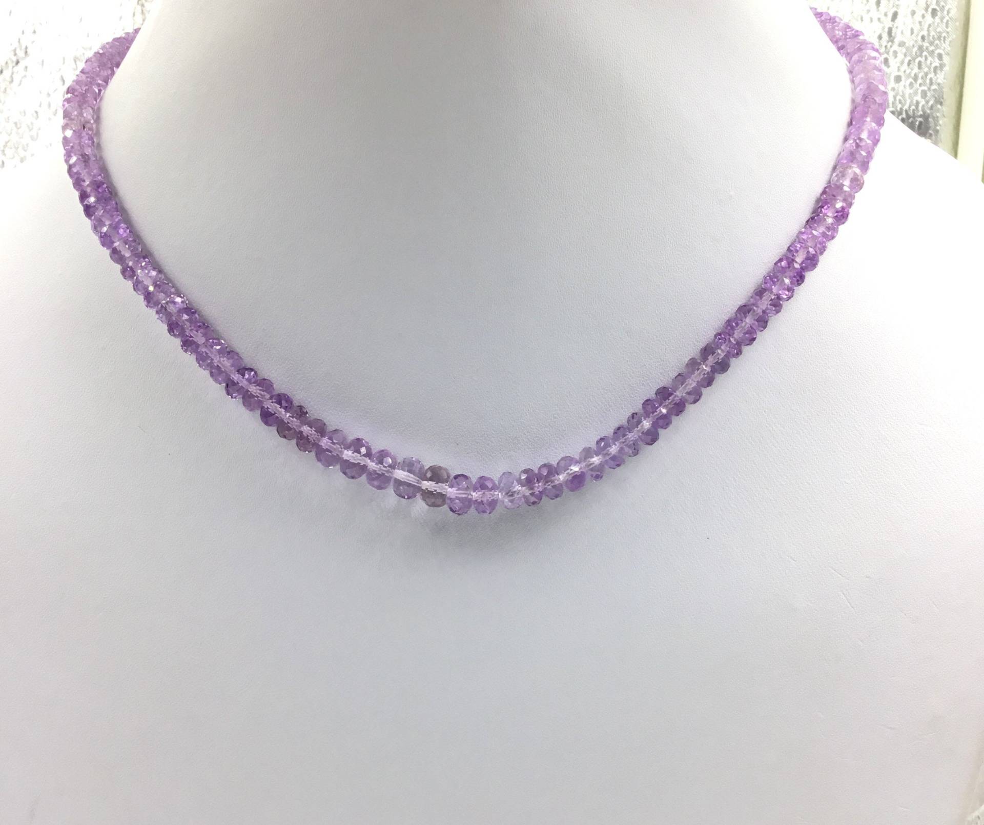 Natürliche Amethyst Facettierte Perlen Edelstein Halskette von Prismaticgems