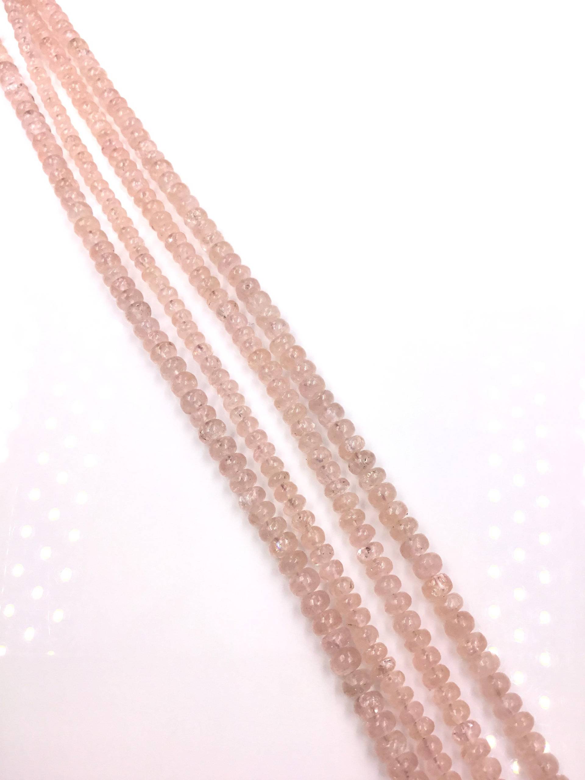 Natürliche Morganit Glatte Perlen Edelstein Halskette von Prismaticgems