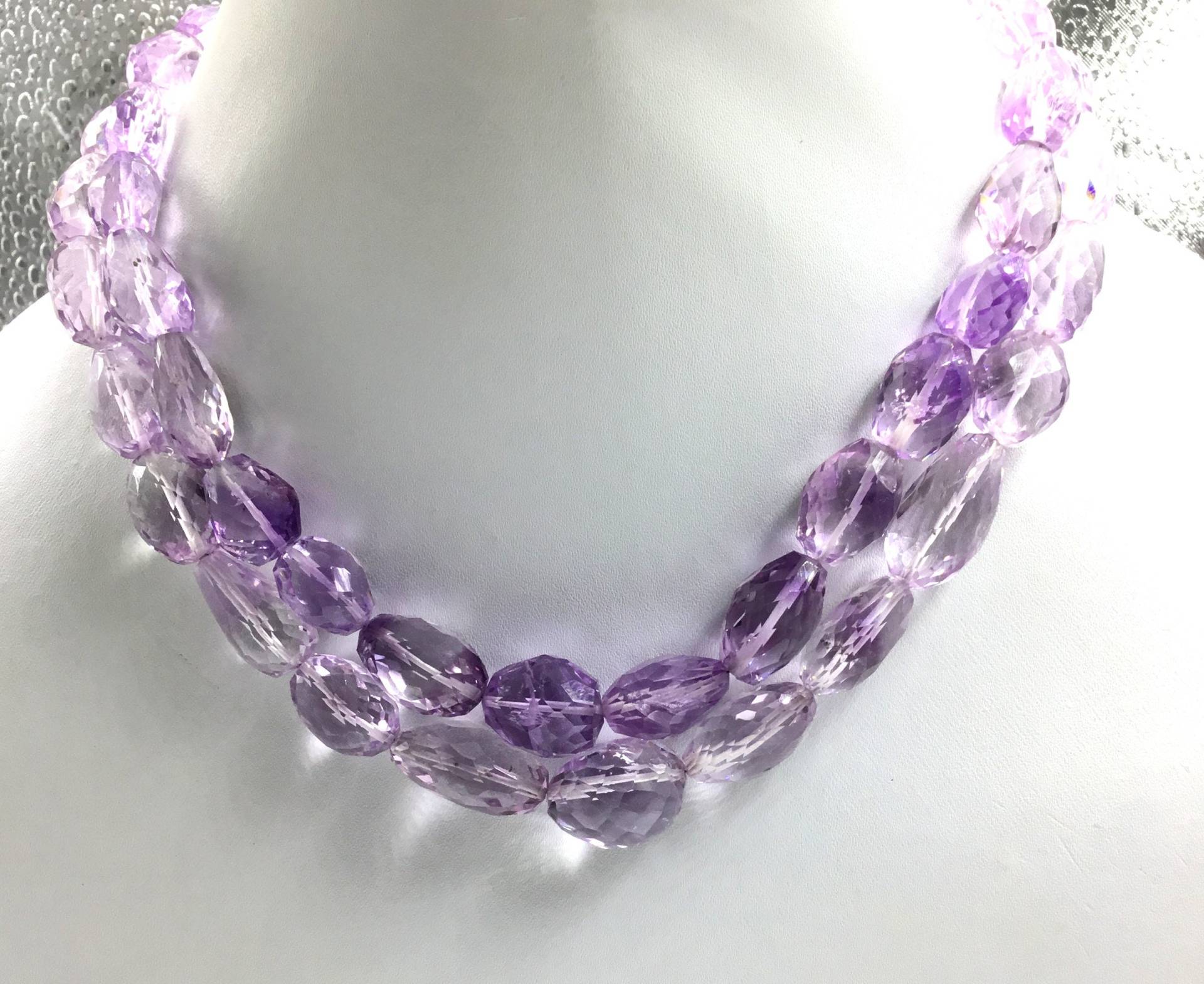 Natürliche Rosa Amethyst Facettierte Trommeln Edelstein Halskette von Prismaticgems