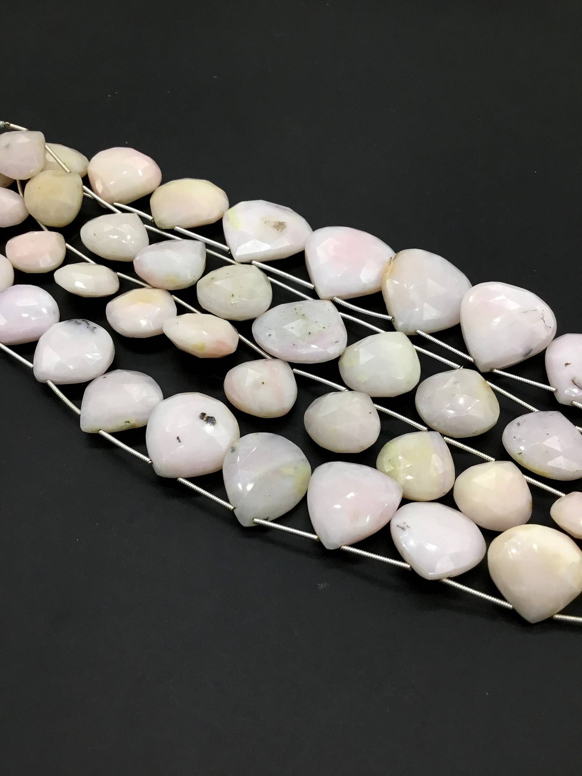 Pink Opal Facettierte Birnenform Natürliche Edelstein Qualität Halskette 8 Zoll Top-Qualität-Form Natürlicher 148 Ct Ca. 1 Strang von Prismaticgems