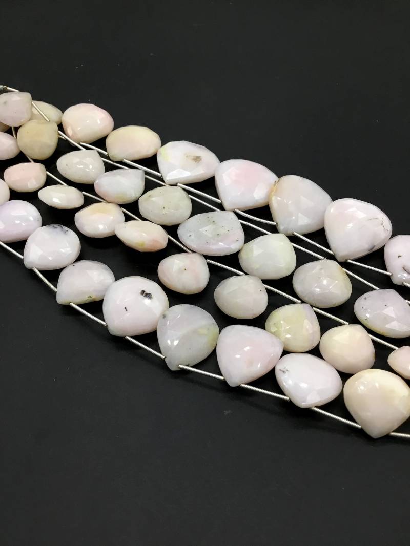 Pink Opal Facettierte Birnenform Natürliche Edelstein Qualität Halskette 8 Zoll Top-Qualität-Form Natürlicher 148 Ct Ca. 1 Strang von Prismaticgems