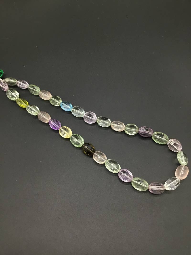 Semi Multi Natürlicher Edelstein Checker Cut 224, 40 Ct Edelstein-Halskette Top-Form Verkauf Edelsteine Für Halskette von Prismaticgems